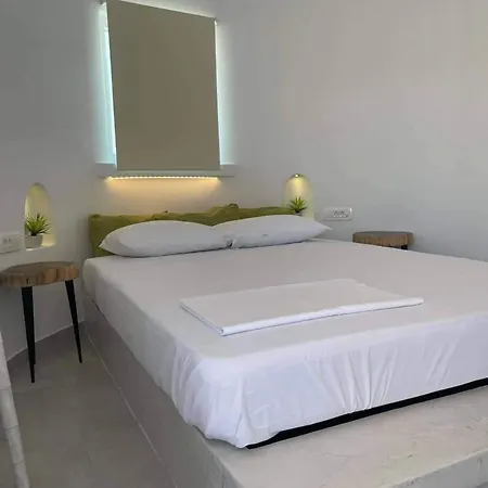 Thronos Bed & Breakfast