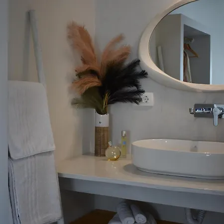 Bed & Breakfast Thronos 3*