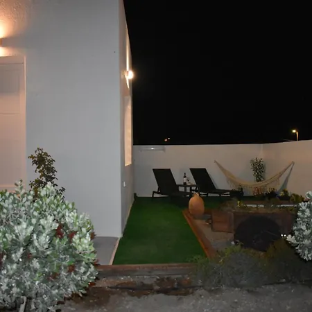Thronos 3*