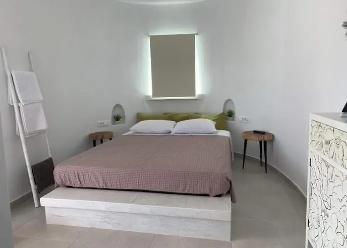 Thronos B&B 블리하다