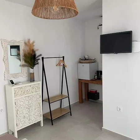 Bed & Breakfast Thronos